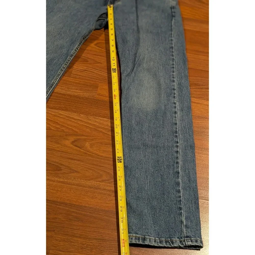 Levi’s 502 Jeans Mens 32x32 Blue Denim Regular Taper Fit Medium Wash